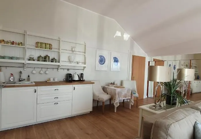 Faltom Bed & Breakfast *